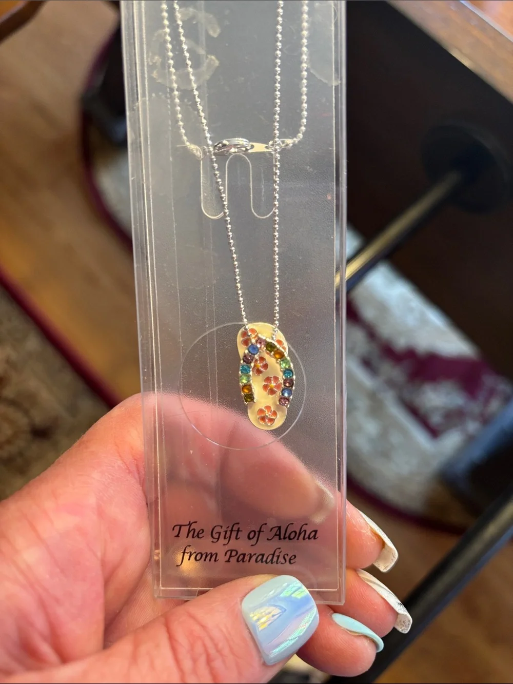 NWT Island Treasures Silver Tone Multicolor Flip Flop Pendant Necklace